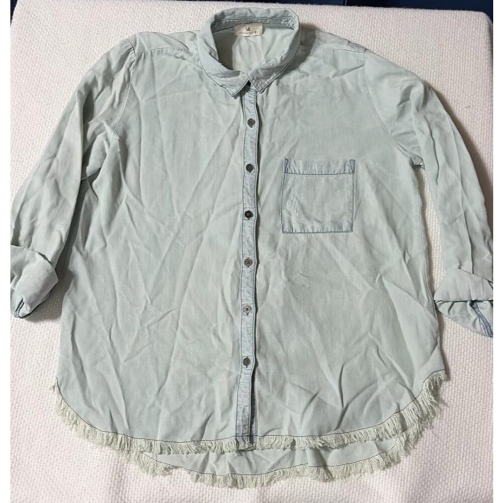 Urban Daizy Light Wash Tencel Button-Down Shirt with Frayed Hem large